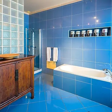 Villa Alvor Sleeps 12 Pool Air Con Wifi Portimao